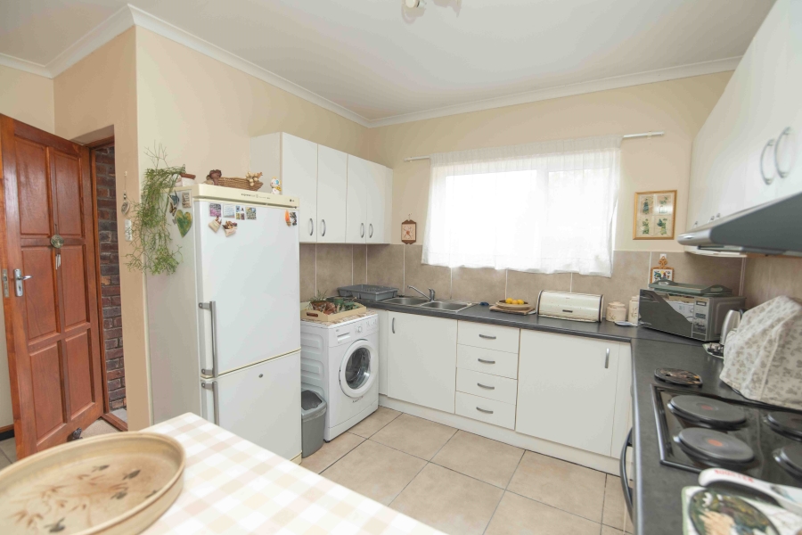 3 Bedroom Property for Sale in Parsonsvlei Eastern Cape